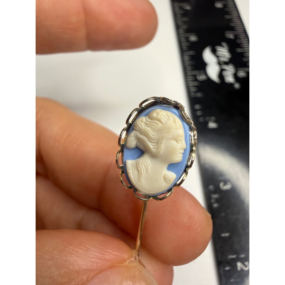 Vintage Blue White Cameo Stick Pin Silver Tone Filigree Frame Oval Portrait